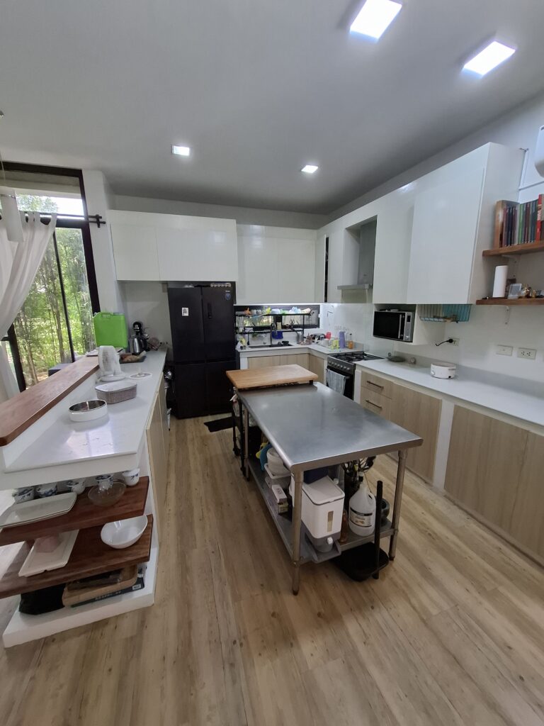 Kusina Cooks Kitchen