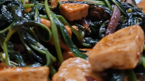 Chinese Spinach with Tofu in Oyster Sauce