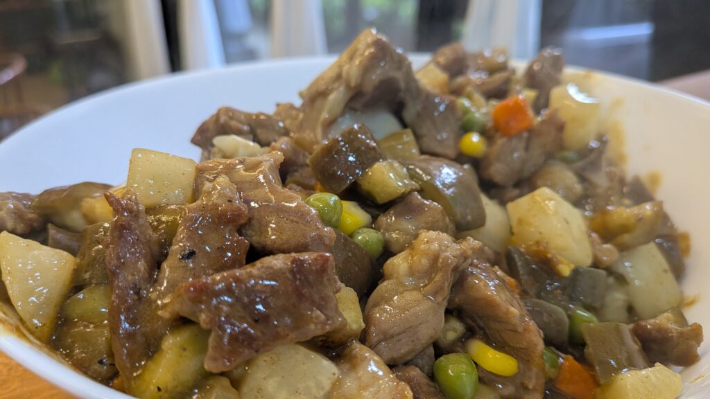Mixed meat and vegetable dish